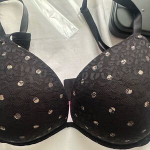 PINK Victoria's Secret Black and Gold Bra